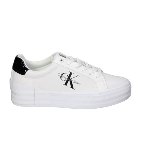 zapatos blancos calvin klein